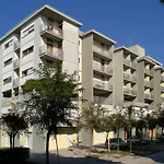 Two- Bedroom Flat With Sea View In
