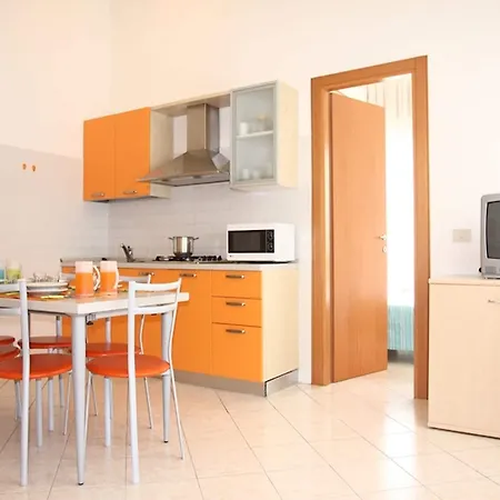 Two- Bedroom Flat With Sea View In Bibione